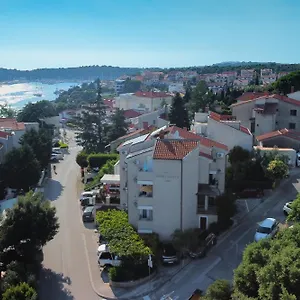 https://apartments-antic-pula.in-istria.net
