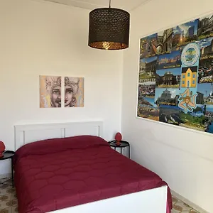 Mary's Center House Apartament Katania