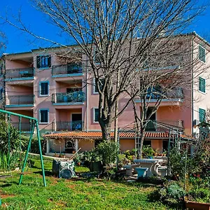 https://villa-mareonda.in-istria.net